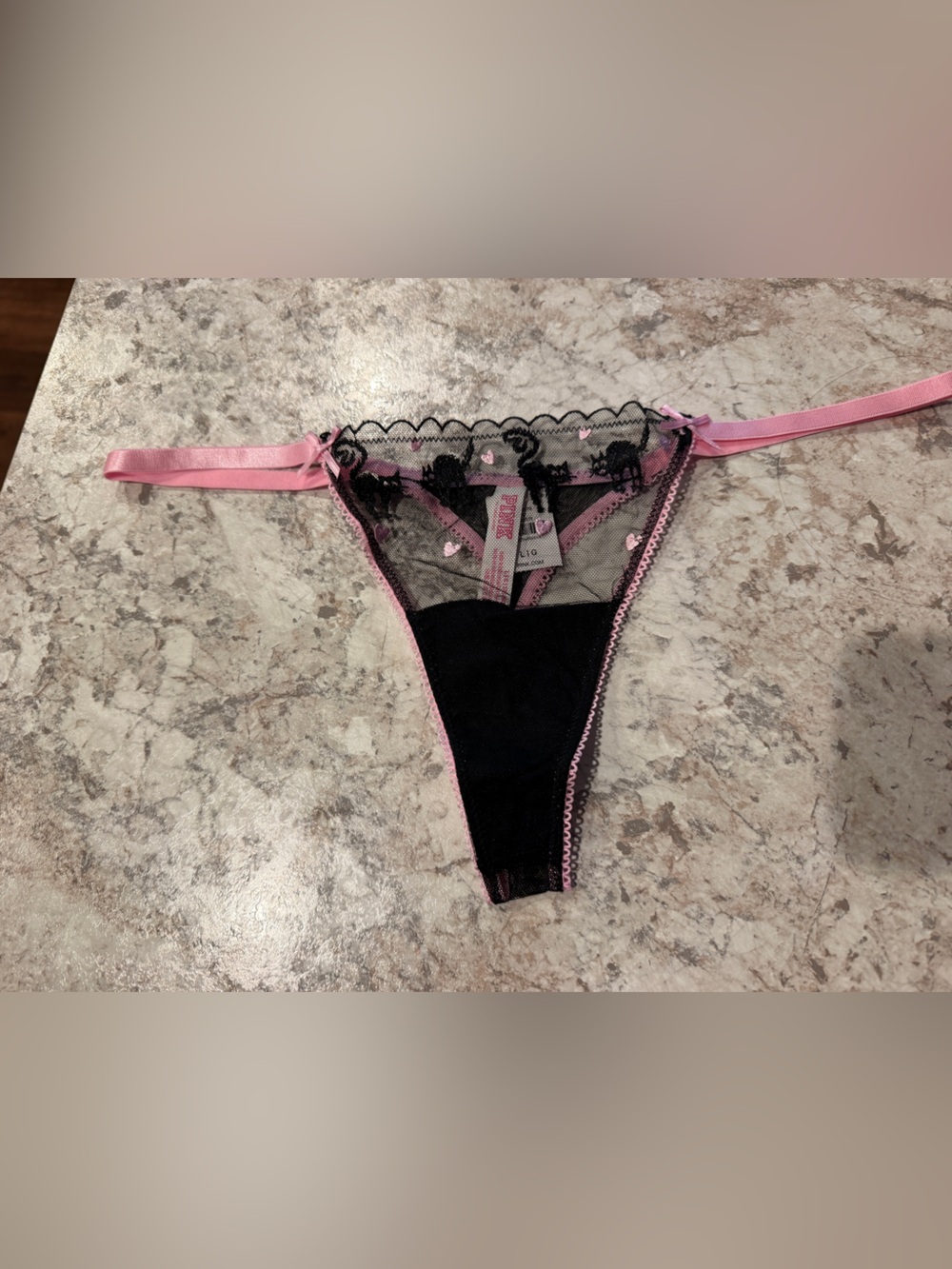 VS PINK HALLOWEEN CAT HEART WINK PANTY THONG SIZE LARGE NWT